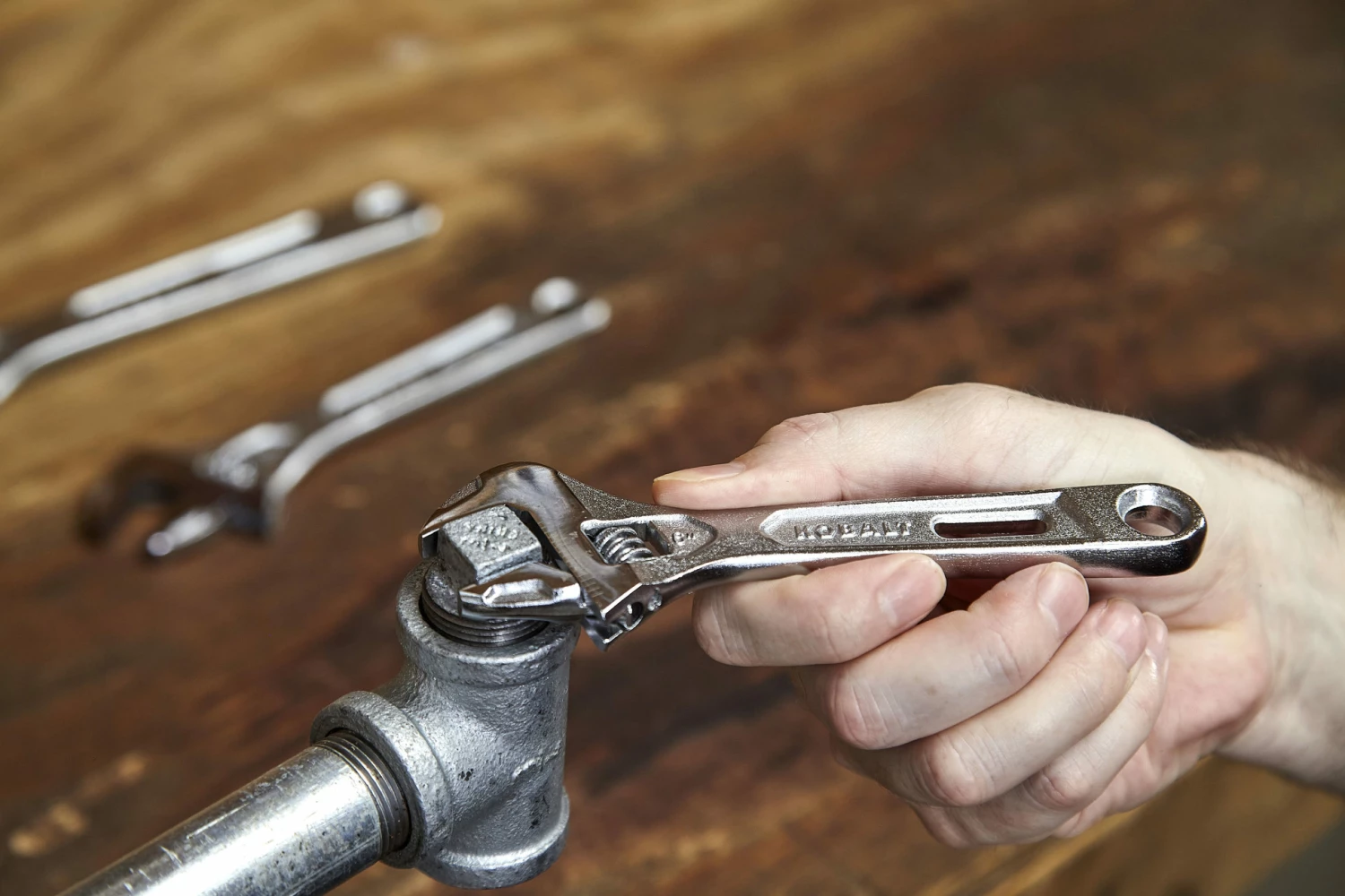 Kobalt Adjustable Wrenches 3-Piece Chrome Vanadium Steel Adjustable Wrench Set 3 Kobalt Adjustable Wrenches 3-Piece Chrome Vanadium Steel Adjustable Wrench Set - Image 3