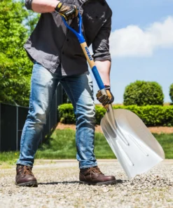 Kobalt Shovels & Spades 30-in Wood D-Handle Scoop -Kobalt Shop 10881161