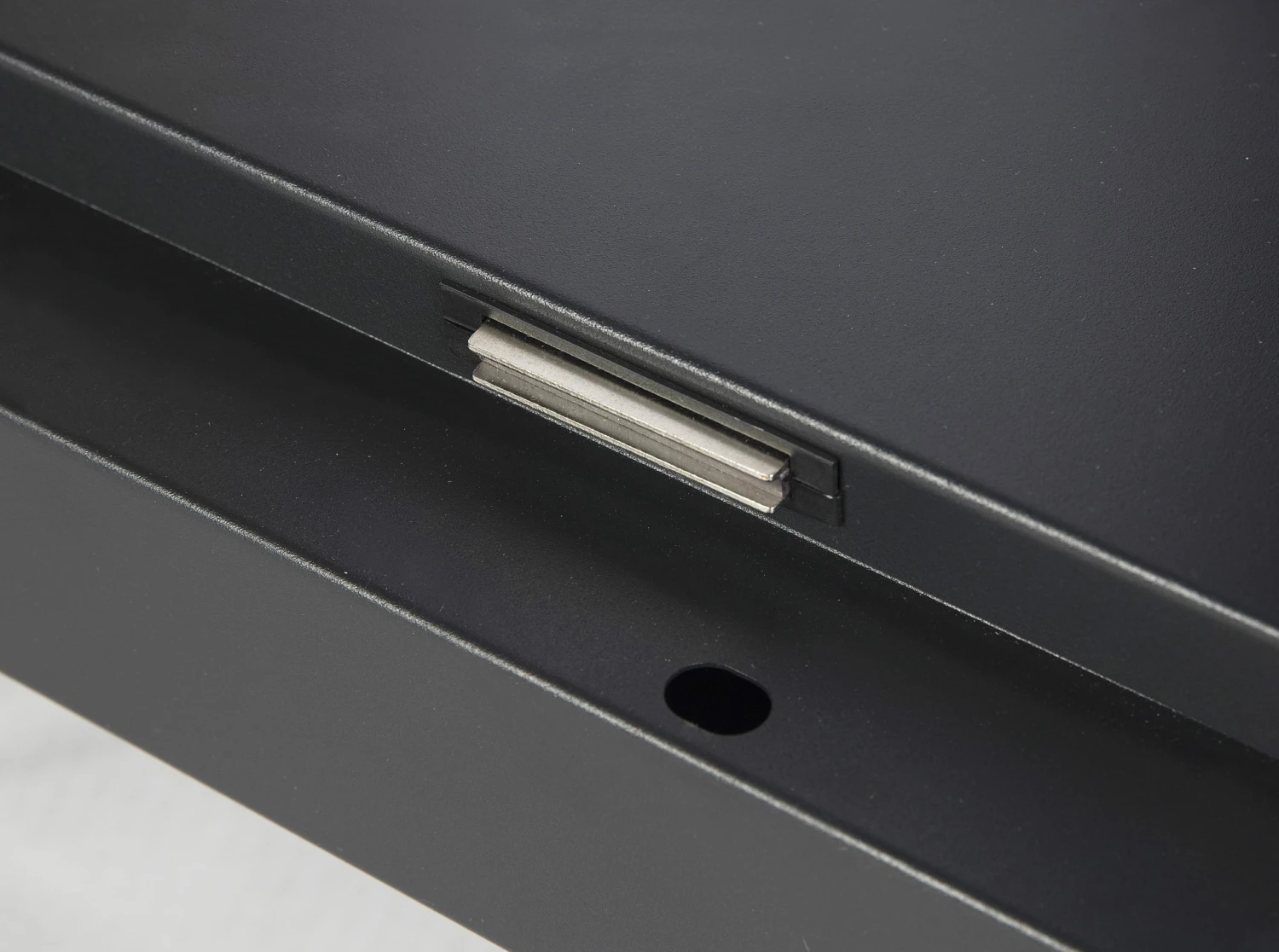 Kobalt Garage Cabinets 28-in W x 28-in H x 12.5-in D Steel Wall-mounted Garage Cabinet 4 Kobalt Garage Cabinets 28-in W x 28-in H x 12.5-in D Steel Wall-mounted Garage Cabinet - Image 4