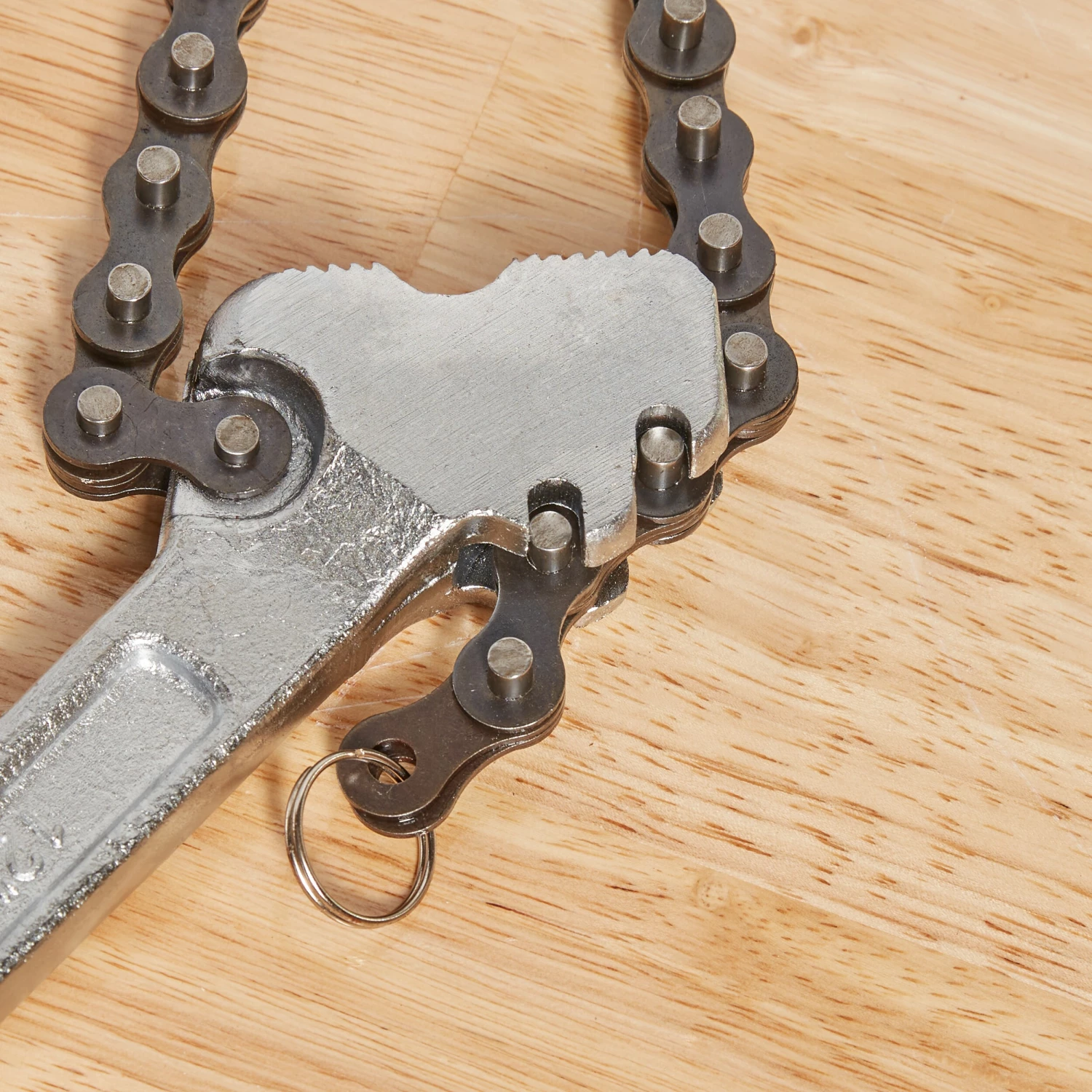 Kobalt Plumbing Wrenches & Specialty Tools 2-in Chain Wrench 3 Kobalt Plumbing Wrenches & Specialty Tools 2-in Chain Wrench - Image 3