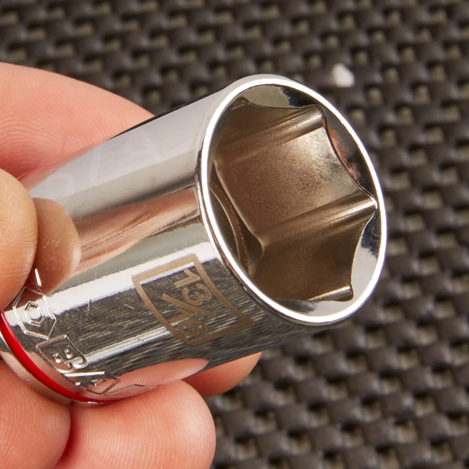 Kobalt Sockets & Socket Sets Standard (SAE) 1/2-in Drive 6-point 13/16-in Shallow Socket 2 Kobalt Sockets & Socket Sets Standard (SAE) 1/2-in Drive 6-point 13/16-in Shallow Socket - Image 2