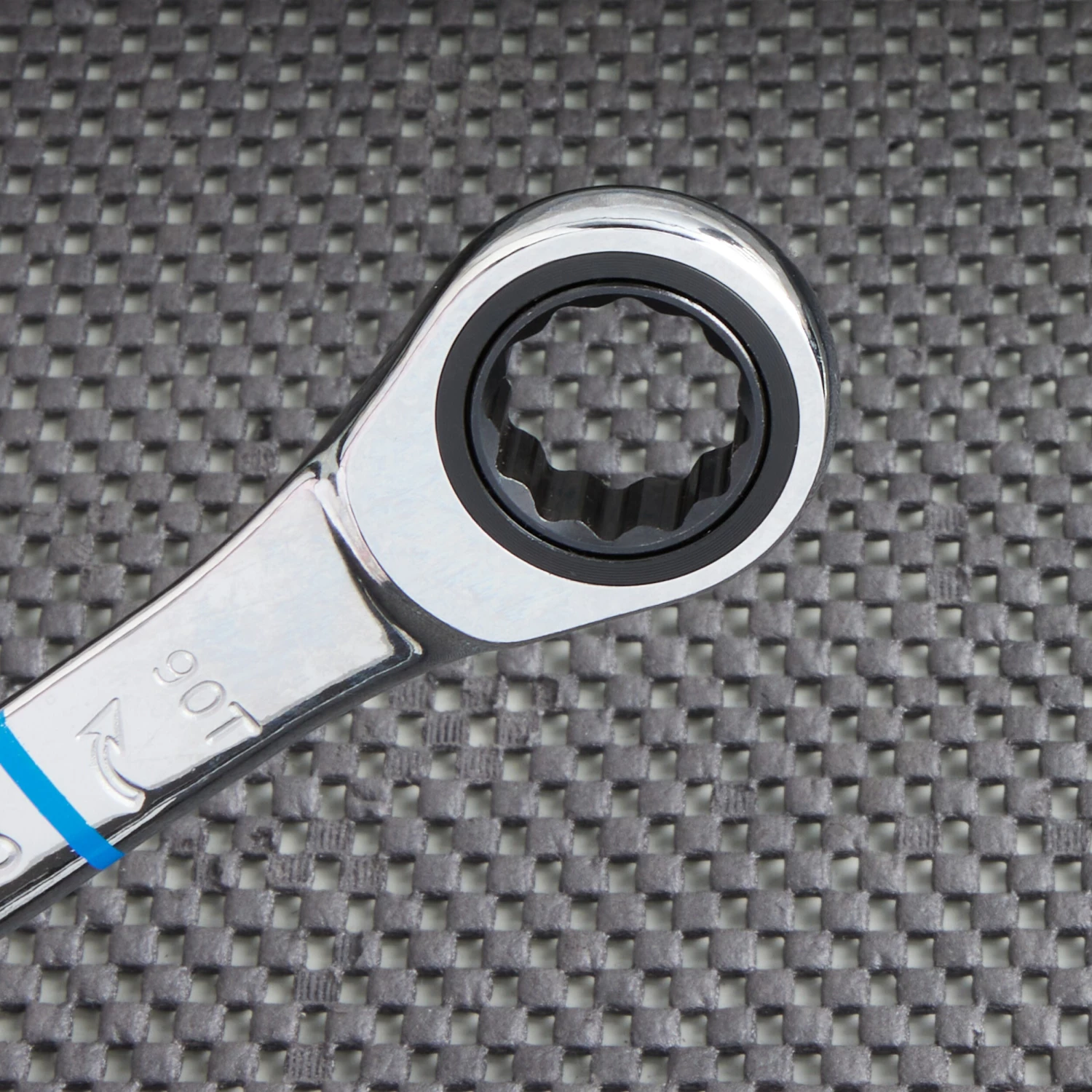 Kobalt Ratchet Wrenches & Sets 18mm 12-point Metric Ratchet Wrench 2 Kobalt Ratchet Wrenches & Sets 18mm 12-point Metric Ratchet Wrench - Image 2